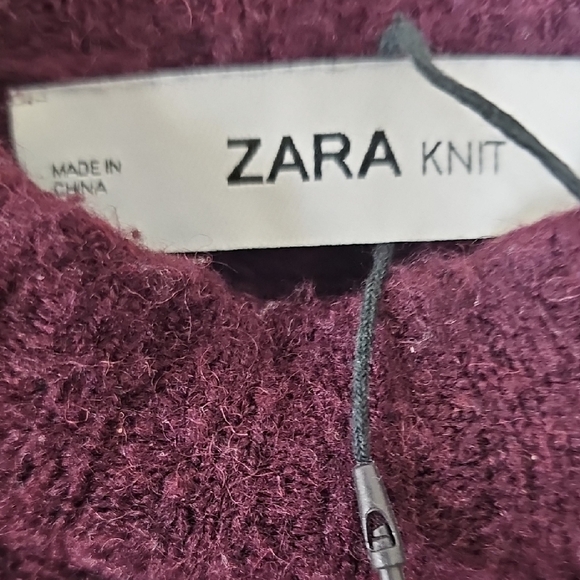 Elegant Women's Dark Purple Sweater - Picture 2 of 7